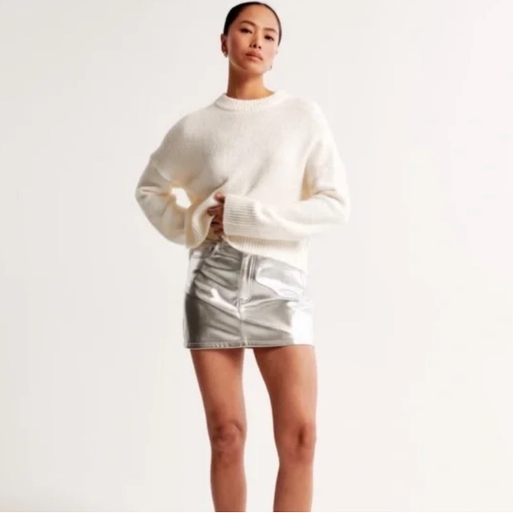 Abercrombie & Fitch metallic silver mini skirt